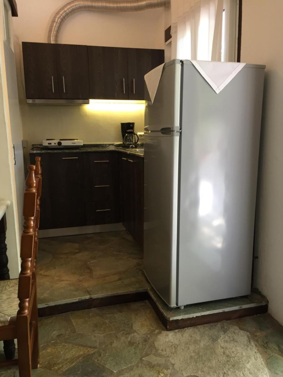 Sotiroulis Apartments Nea Mesagkala Ngoại thất bức ảnh